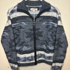 Lucky Brand Navy and Cream Knit Sweater
